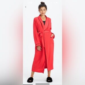 NWT- Fabletics EcoSatin Robe - Red‎ with black trim; size Medium